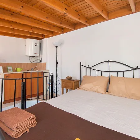 Old Town Roloi House Holiday home *