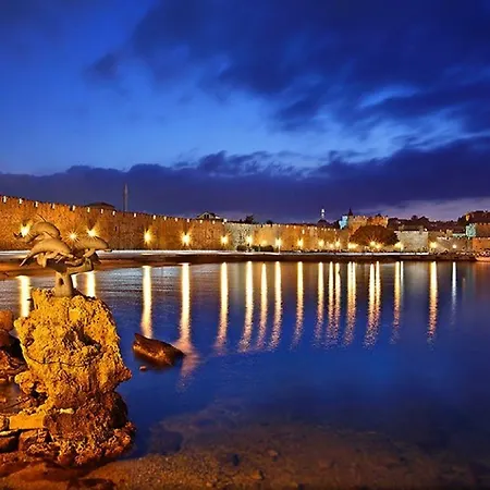 Old Town Roloi House *