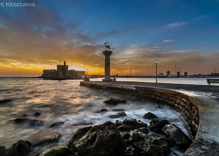 Old Town Roloi House *