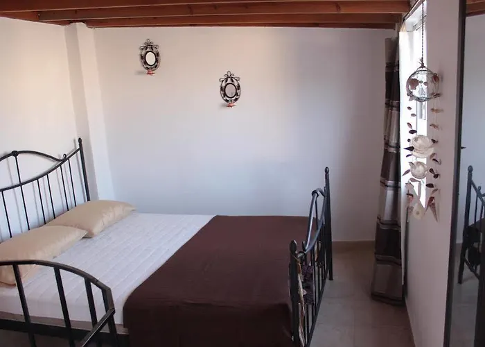 Old Town Roloi House *