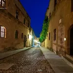 Old Town Roloi House